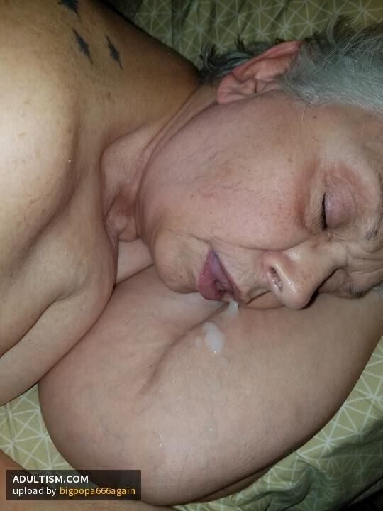 Free porn pics of old pig loves to eat cum 1 of 16 pics