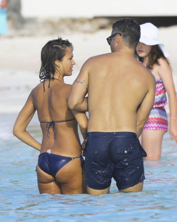 Free porn pics of Jessica Alba sexy milf at the beach 5 of 25 pics