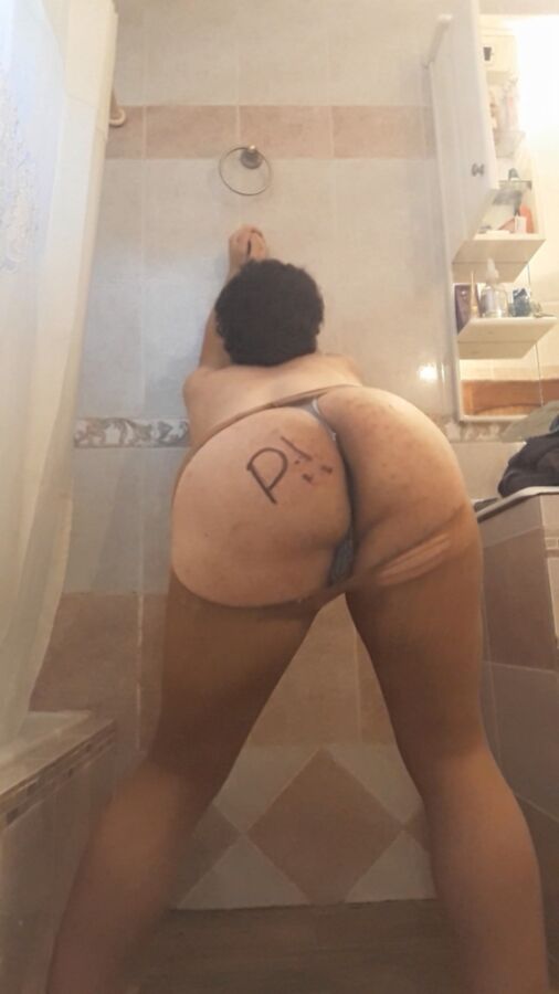 Free porn pics of My big butt 9 of 12 pics