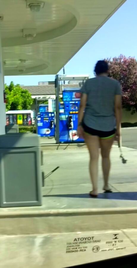 Free porn pics of Saw this gorgeous piece of ass at the gas station!  1 of 4 pics