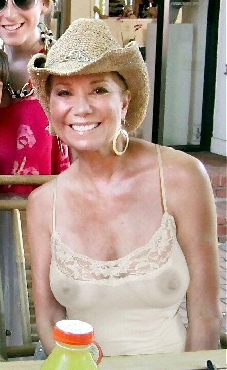 Free porn pics of KATHIE LEE GIFFORD SUPER POKIIES 3 of 13 pics