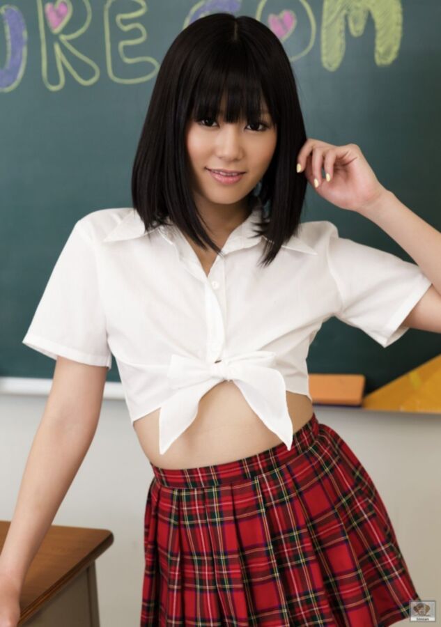 Free porn pics of asian schoolgirl 16 of 150 pics