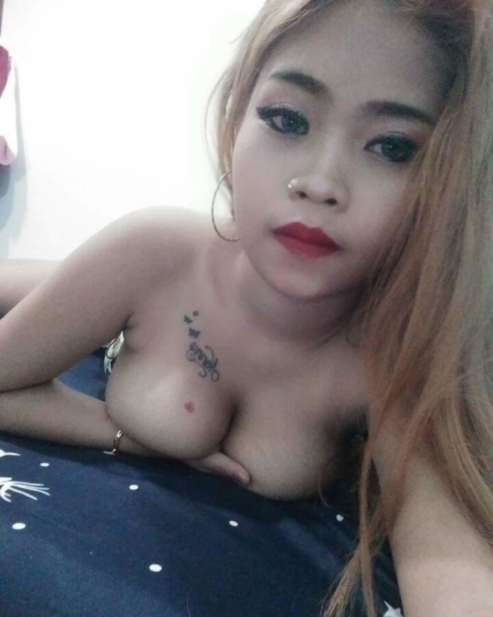 Free porn pics of Thai Bargirl Suwanna Pattaya  1 of 26 pics