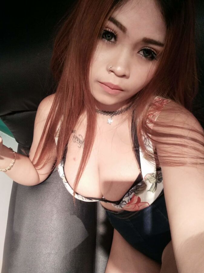 Free porn pics of Thai Bargirl Suwanna Pattaya  15 of 26 pics