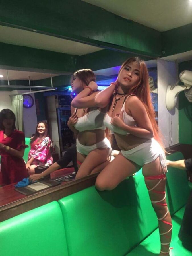 Free porn pics of Thai Bargirl Suwanna Pattaya  13 of 26 pics