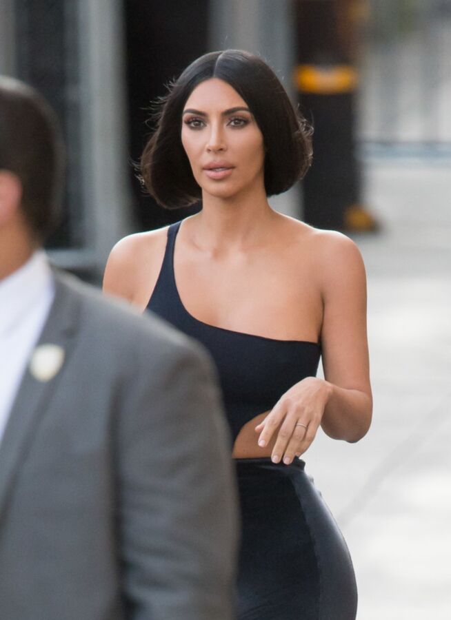 Free porn pics of Kim Kardashian Facial 14 of 33 pics