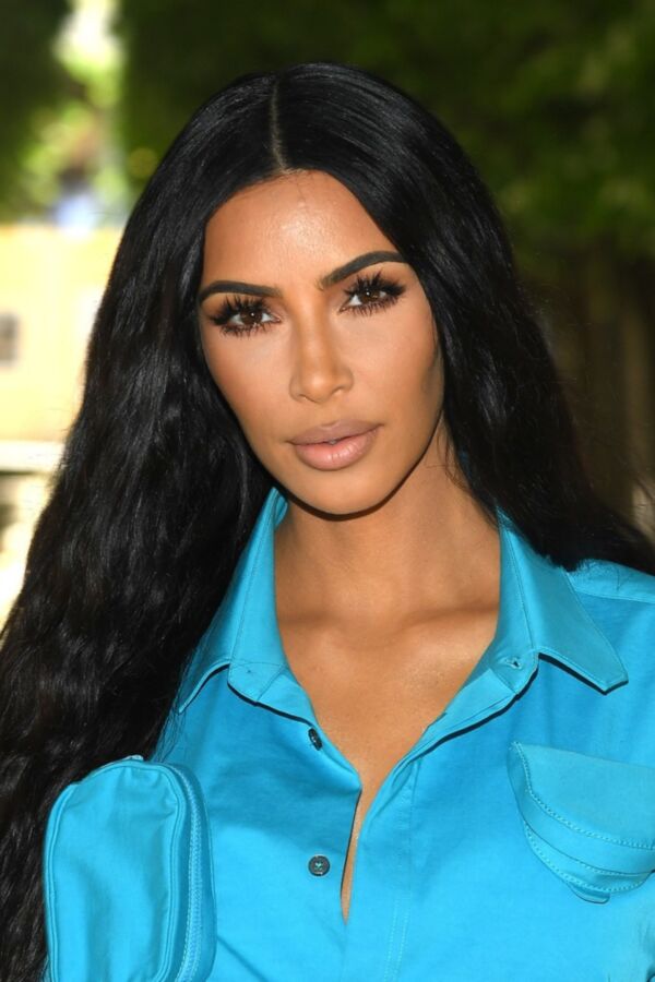 Free porn pics of Kim Kardashian Facial 19 of 33 pics