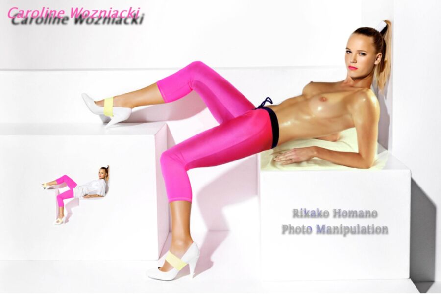 Free porn pics of Caroline Wozniacki fakes 2 of 2 pics