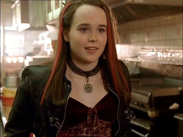 Free porn pics of Dyke Celeb Ellen Page 16 of 42 pics