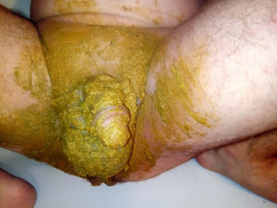 Free porn pics of CD Shower scat smear wash 20 of 37 pics