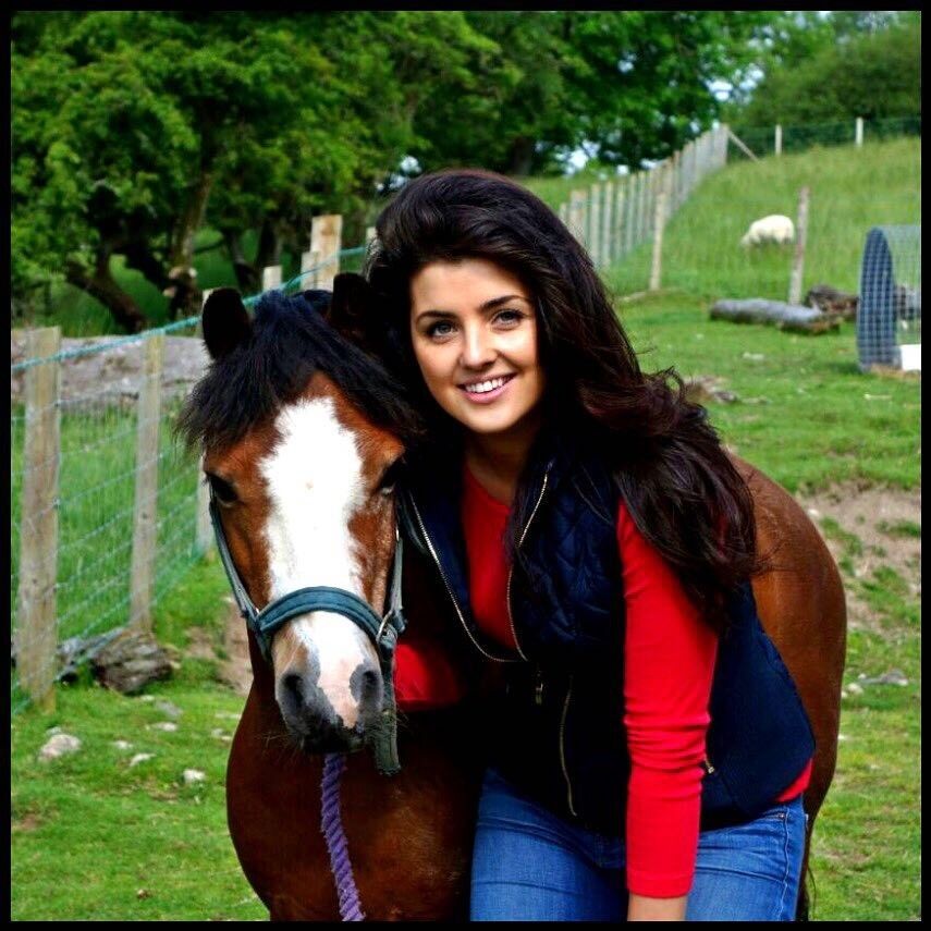 Free porn pics of Storm Huntley - another UK TV Slut.... comments please. 14 of 20 pics