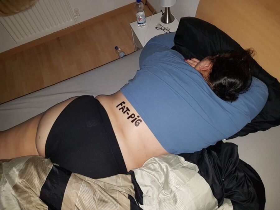 Free porn pics of Sleeping Fat Slut Melanie Wagner Exposed 4 of 9 pics