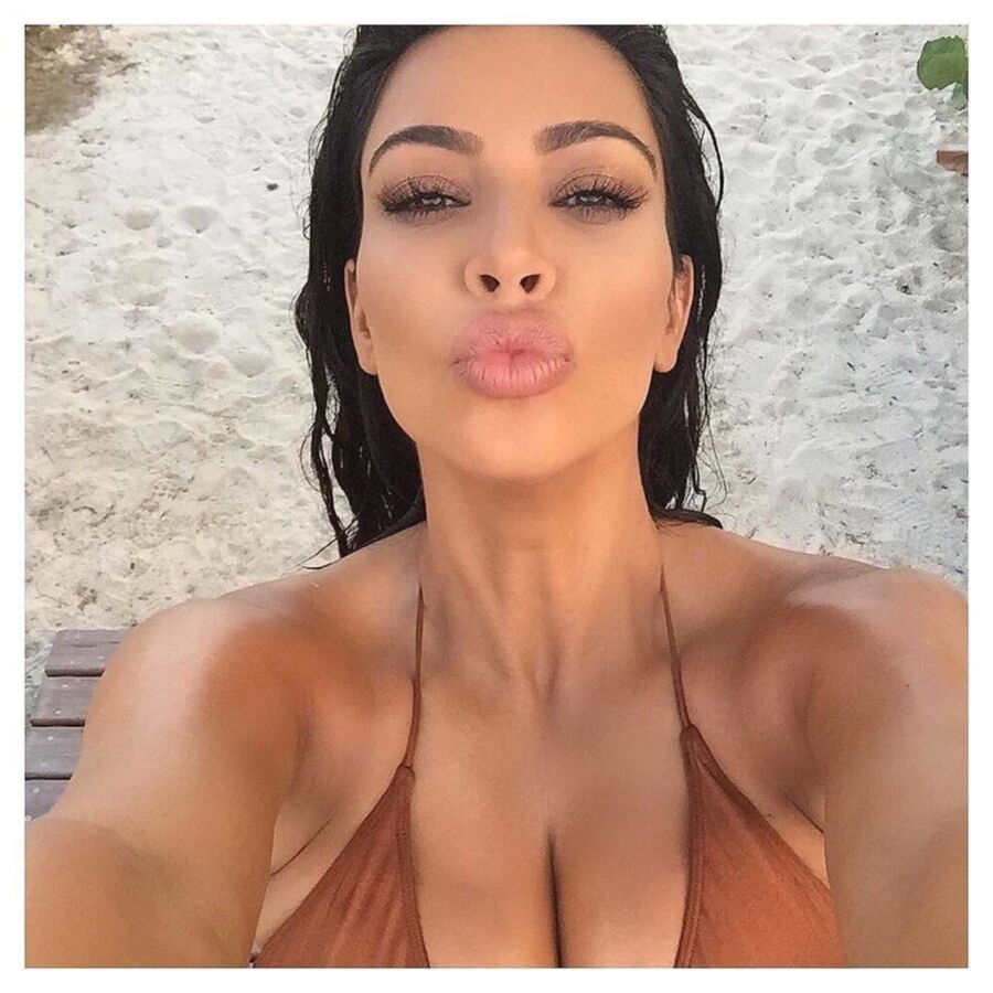 Free porn pics of Kim Kardashian 4 of 224 pics