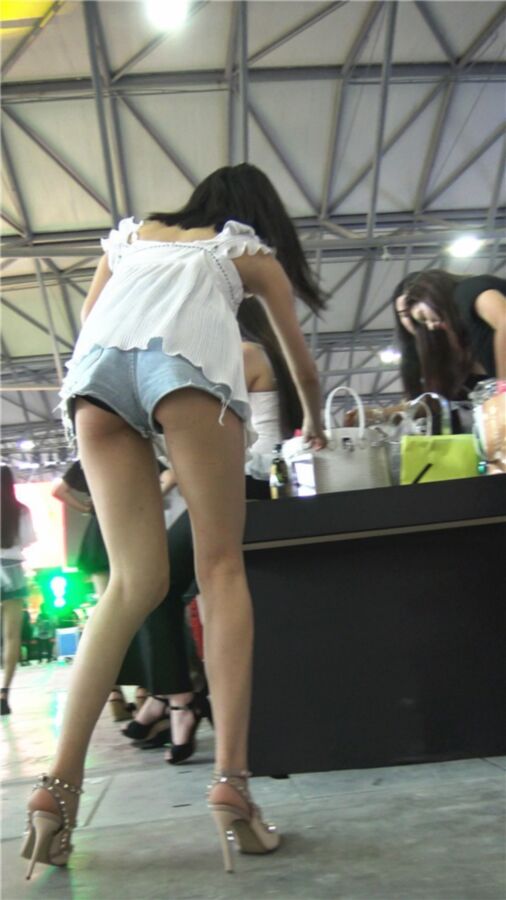 Free porn pics of Candid: Skinny Chinese ass in shorts 1 of 40 pics