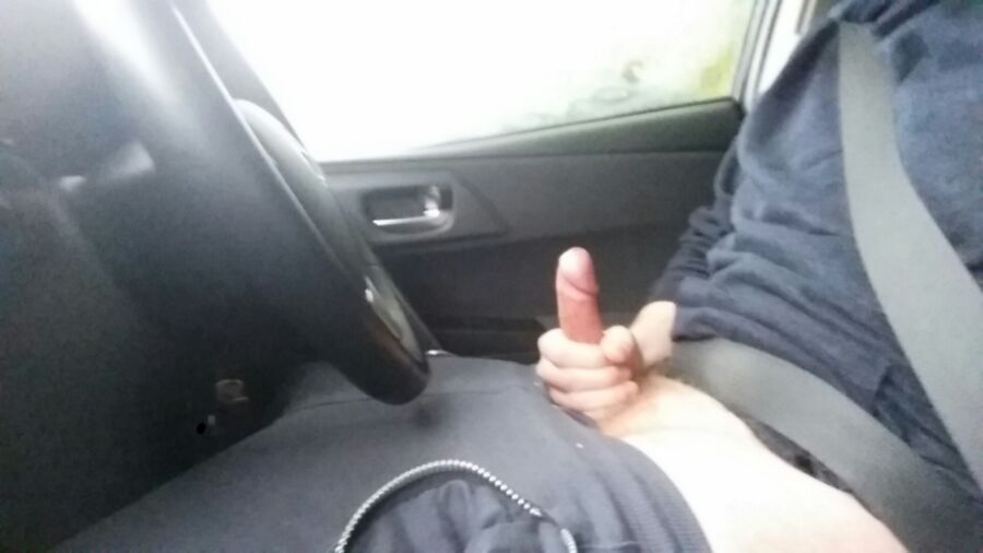 Free porn pics of out for a drive ;p 6 of 21 pics