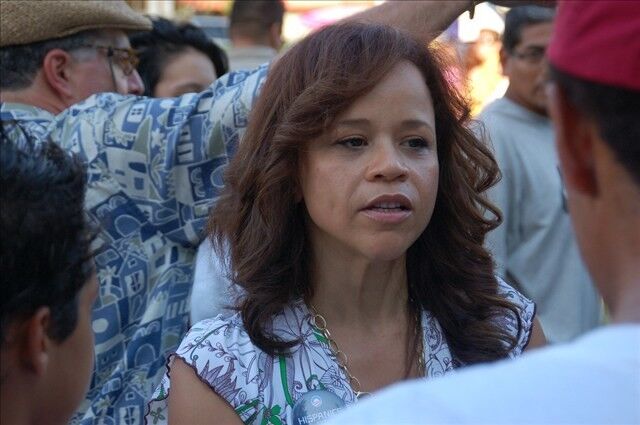 Free porn pics of Rosie Perez 14 of 105 pics