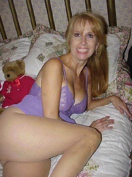 Free porn pics of MILF Hotness - Dottie 4 of 15 pics