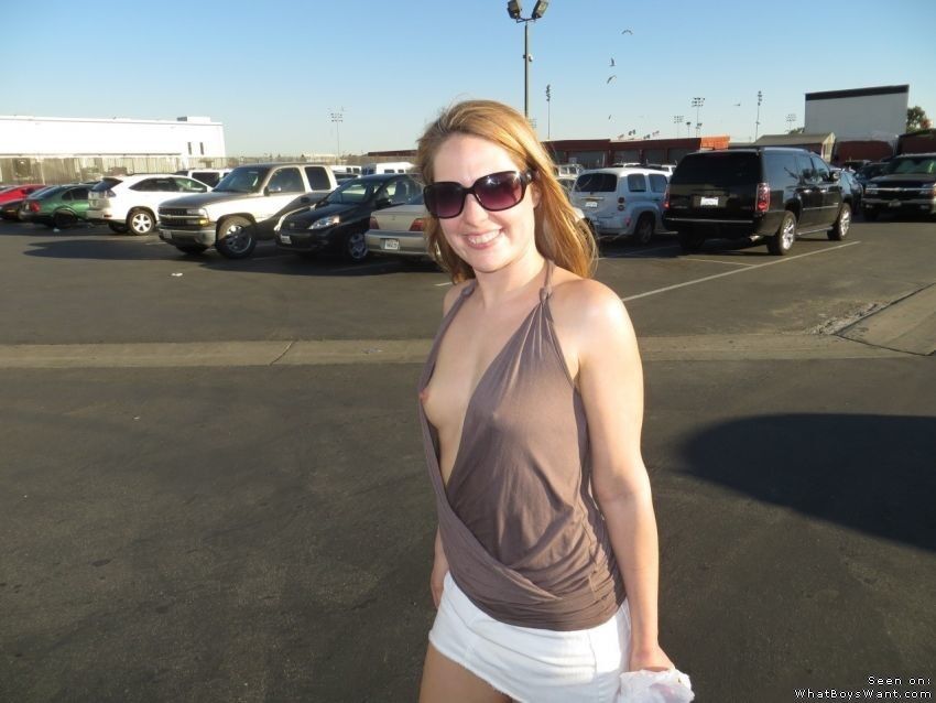 Free porn pics of Flea Market Flashing 1 of 8 pics