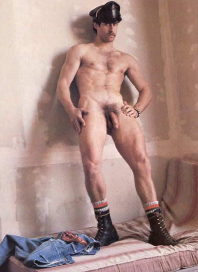 Free porn pics of Vintage Naked Guys 1 of 48 pics