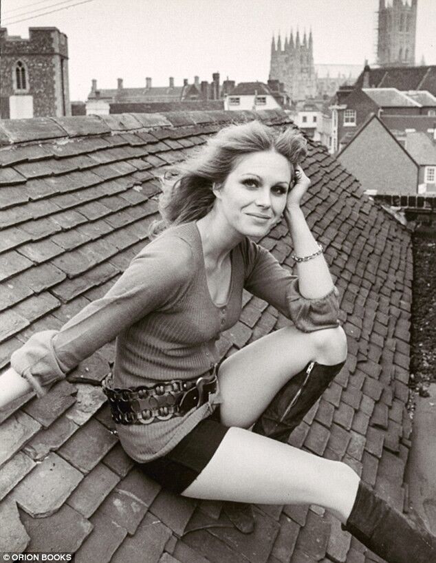 Free porn pics of Joanna Lumley... 12 of 28 pics