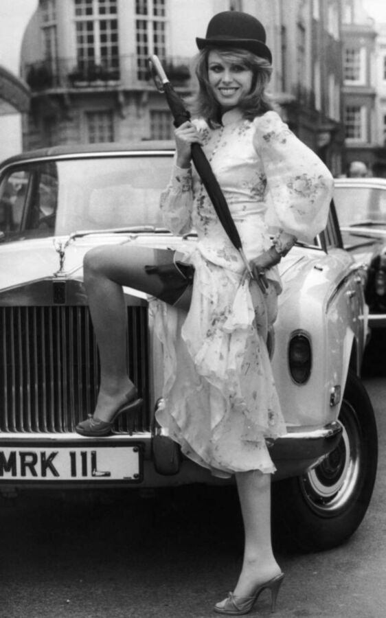 Free porn pics of Joanna Lumley... 11 of 28 pics