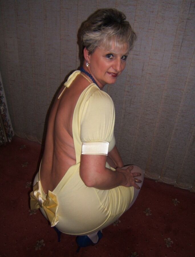 Free porn pics of sexy granny 5 of 22 pics