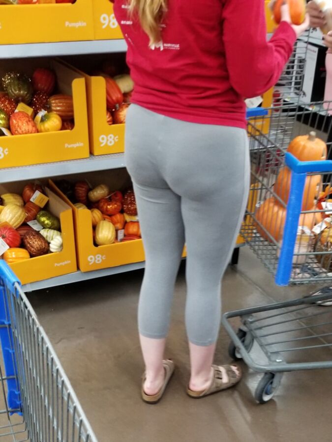 Free porn pics of More candid asses in yoga pants 4 of 24 pics
