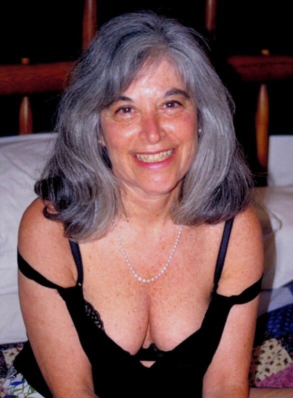 Free porn pics of Dea - A Silver Fox Granny 10 of 69 pics