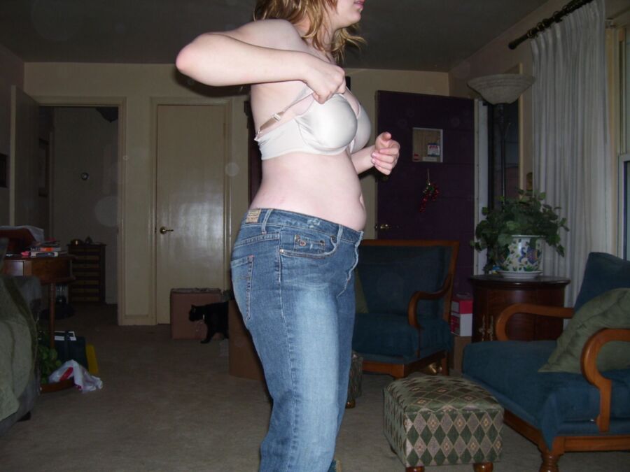 Free porn pics of Would love to dance with her 9 of 33 pics