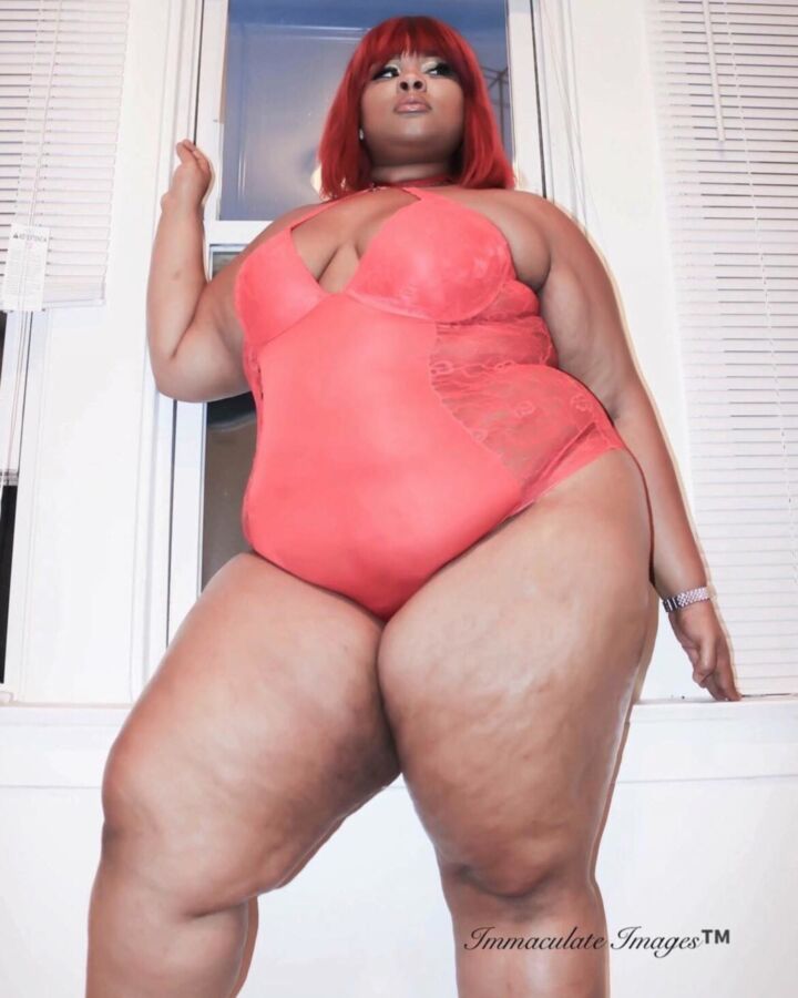 Free porn pics of Big Nicki 1 of 21 pics