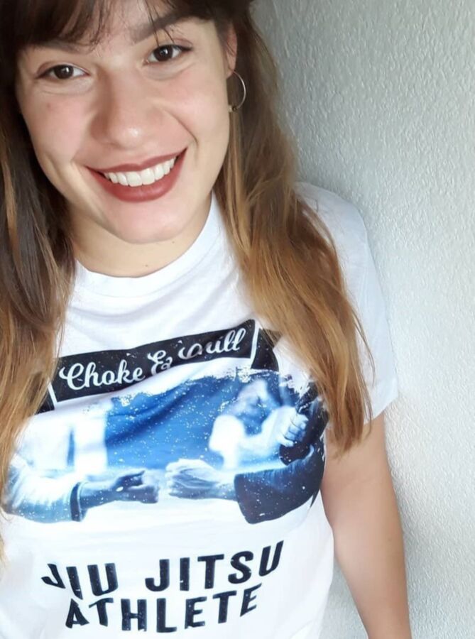Free porn pics of Deutsche Schlampe Vanessa - Kommentare mit Namen Bitte 9 of 12 pics