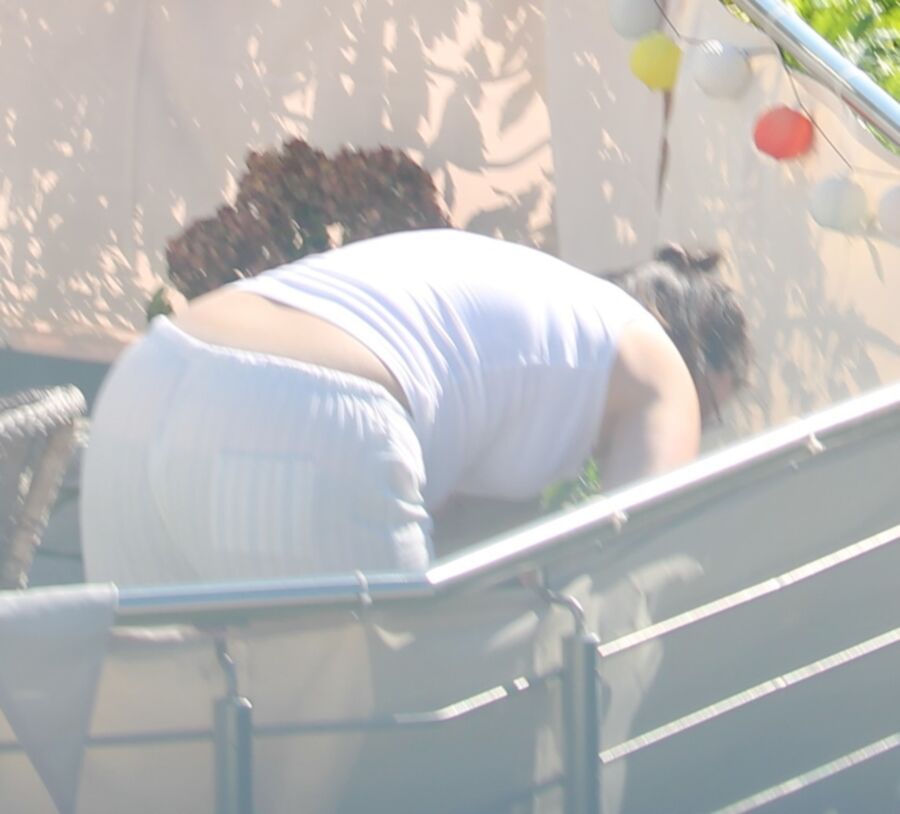 Free porn pics of Hidden cam: neighbour ass 15 of 26 pics