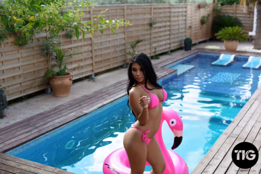 Free porn pics of Glamour: Nicole Snow strips pink bikini 22 of 251 pics