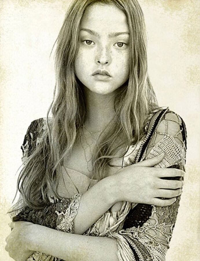 Free porn pics of Devon Aoki 3 of 150 pics