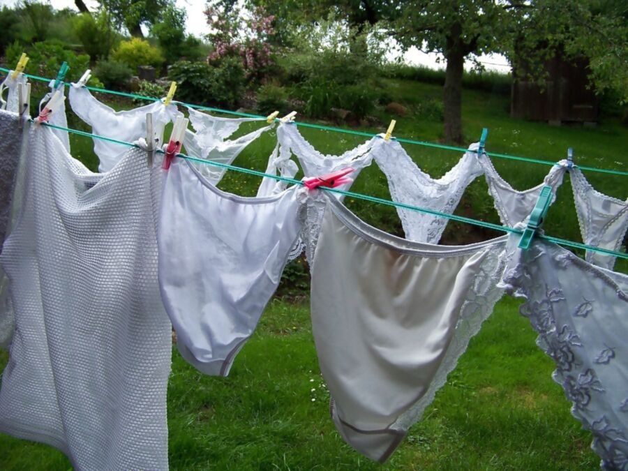 Free porn pics of Laundry 17 of 22 pics
