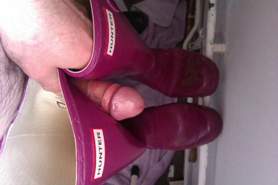 Free porn pics of He cumming on rubberboots 9 of 16 pics