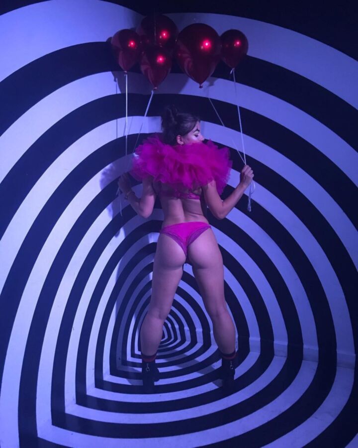 Free porn pics of Hot Slut Dancer Antonia (NN, Please Comment/Caption/Cum)) 13 of 19 pics