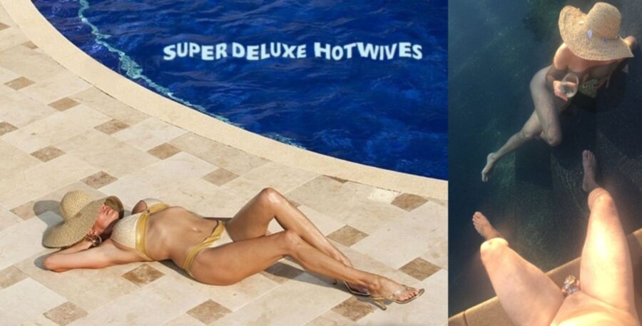 Free porn pics of  Super Deluxe Hotwives 1 of 24 pics