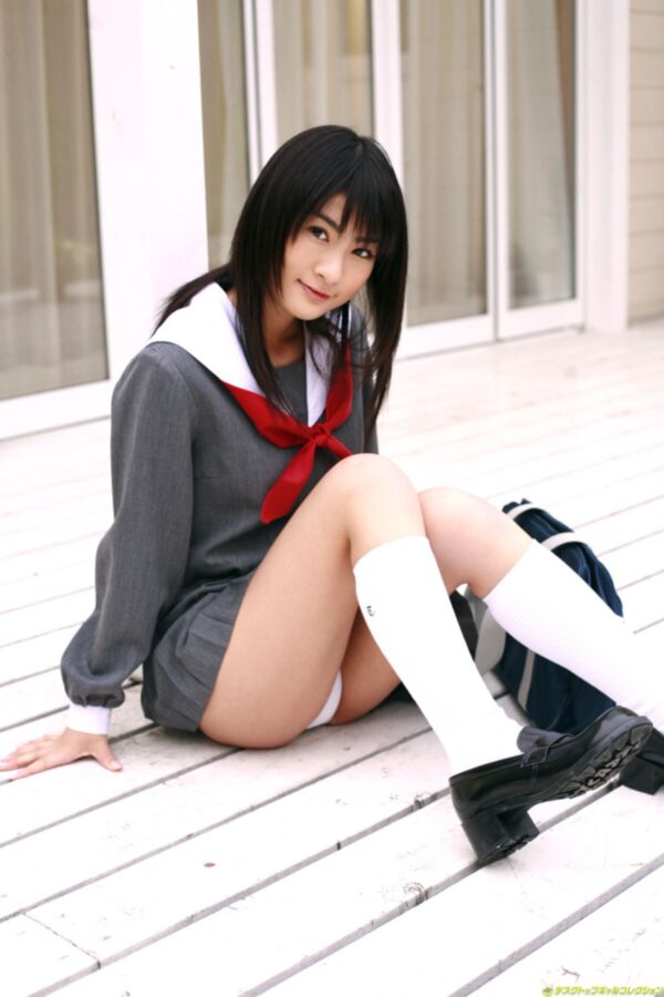 Free porn pics of Swimsuit schoolgirl Mayu Mitsui 9 of 34 pics