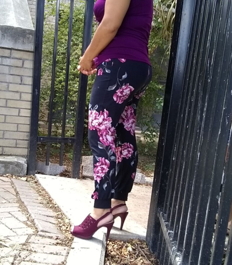 Free porn pics of Candid Asses of San Antonio,Texas 19 of 36 pics