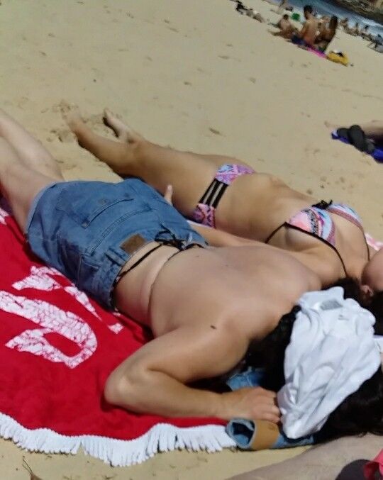 Free porn pics of Beach Day with my girls the Tan 10 of 43 pics