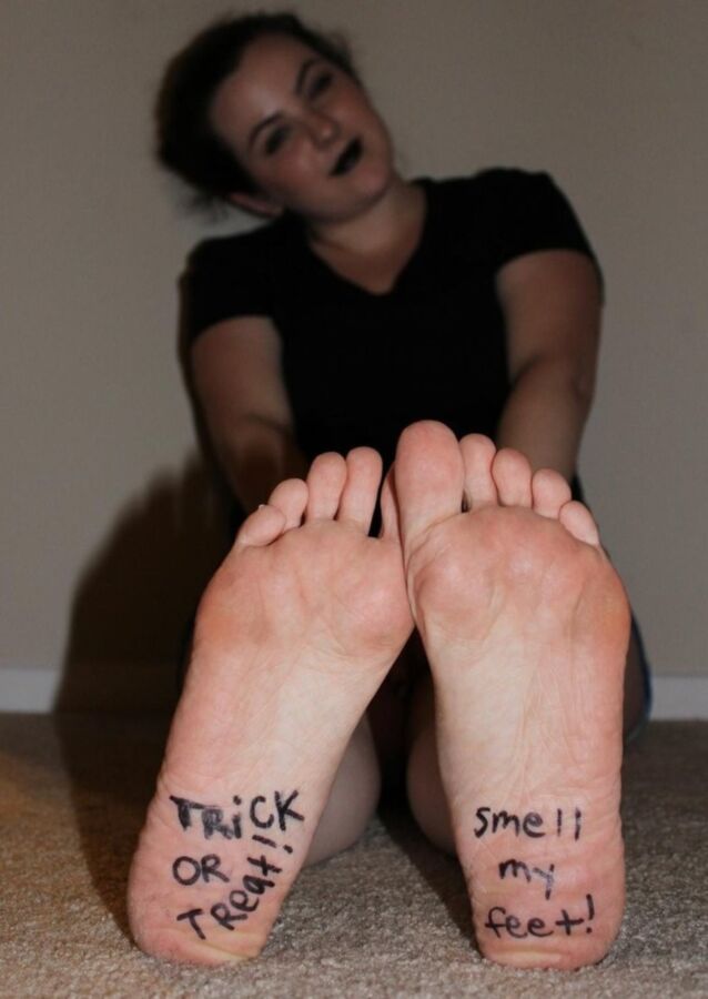 Free porn pics of Contribution - Trick or Treat, Smell my Feet! 15 of 23 pics