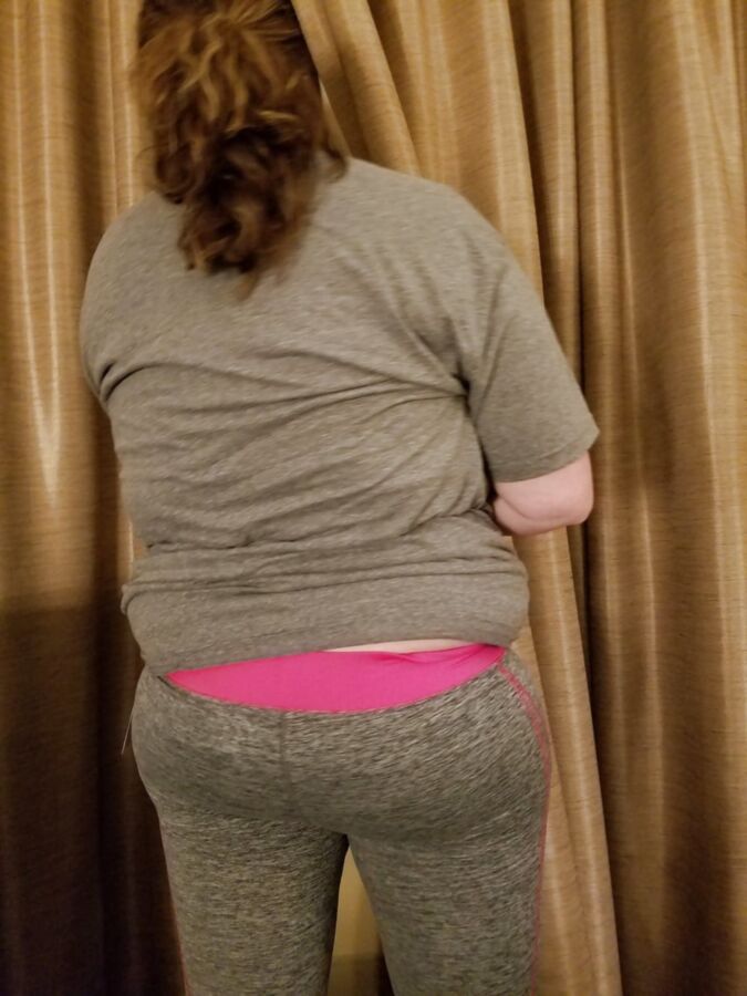 Free porn pics of fat ass bitch 16 of 220 pics