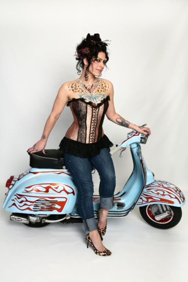 Free porn pics of Danielle Colby - American Pickers Hot Mama 2 of 18 pics