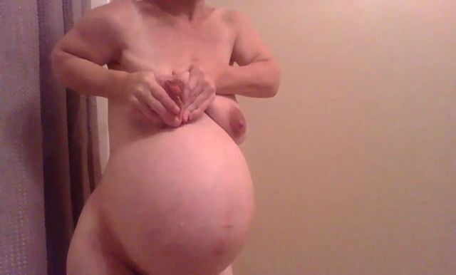 Free porn pics of pregnant midget with amazing body 10 of 10 pics