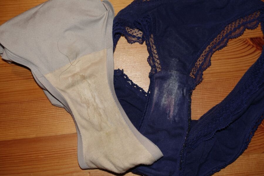 Free porn pics of Teen daughter panties wank - Precum mixed with her juicy stain 6 of 11 pics