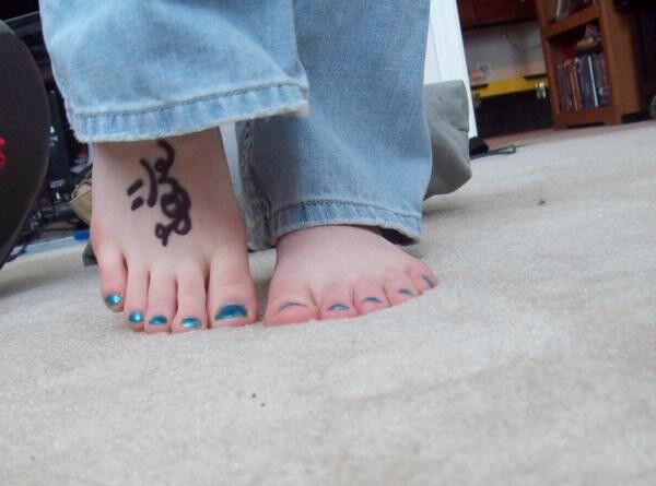 Free porn pics of Blue toenails 2 of 5 pics