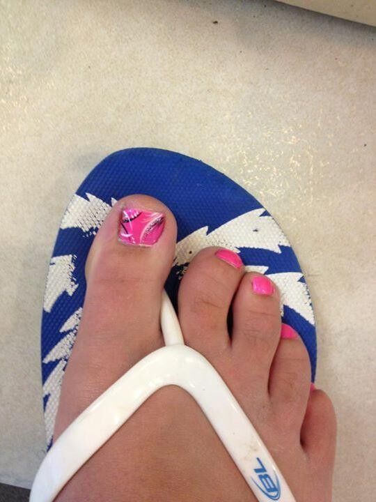 Free porn pics of Pink toenails 3 of 7 pics