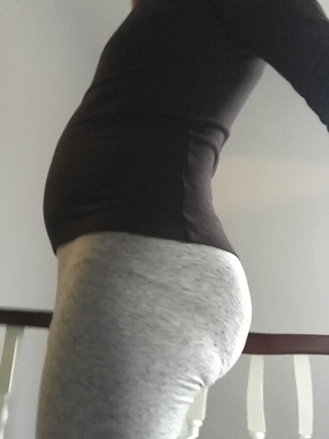 Free porn pics of Butt Expansion - digesting a big meal that goes right to my hips 8 of 11 pics