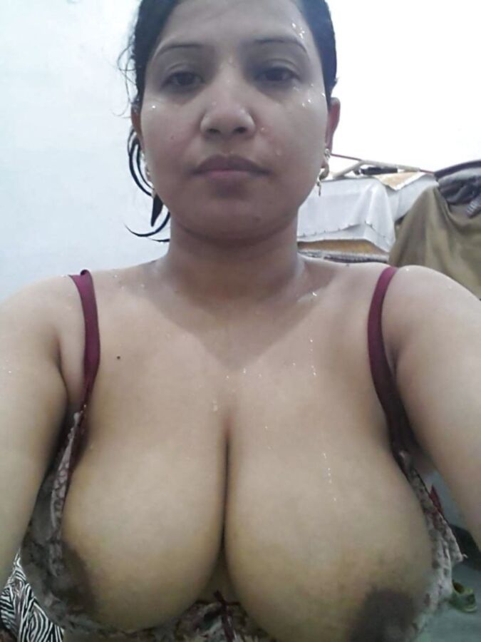 Free porn pics of Indian hot wife with big boobs 3 of 8 pics
